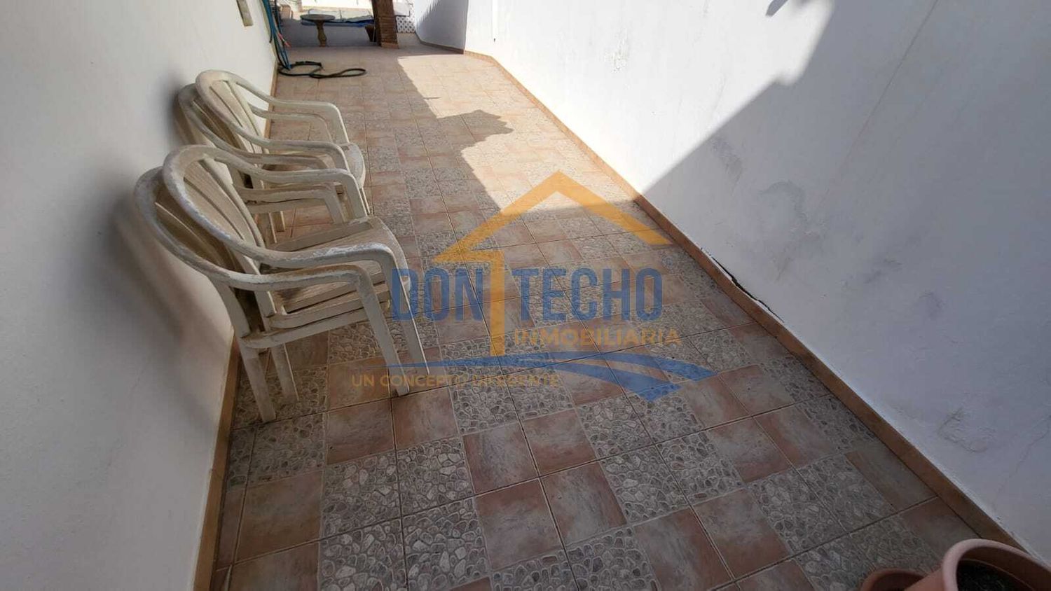 1377707420 REF. DM170925VE – Inmueble en Caleta de Velez