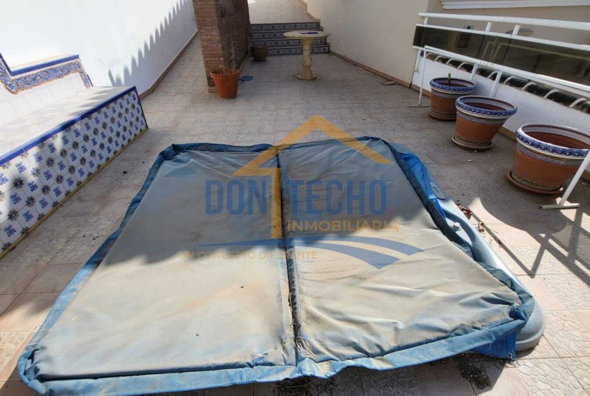 REF. DM170925VE – Inmueble en Caleta de Velez