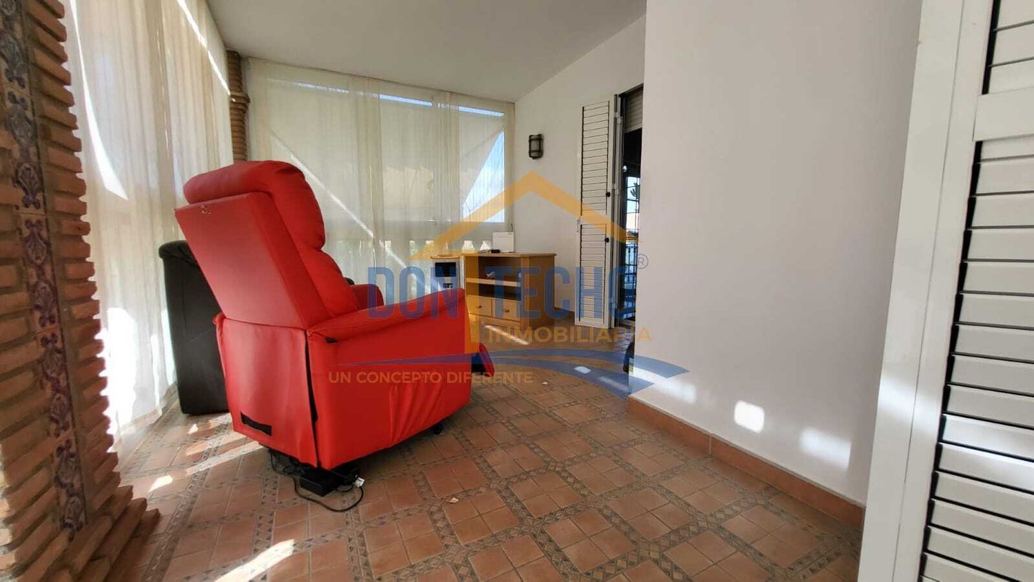 1377707430 REF. DM170925VE – Inmueble en Caleta de Velez