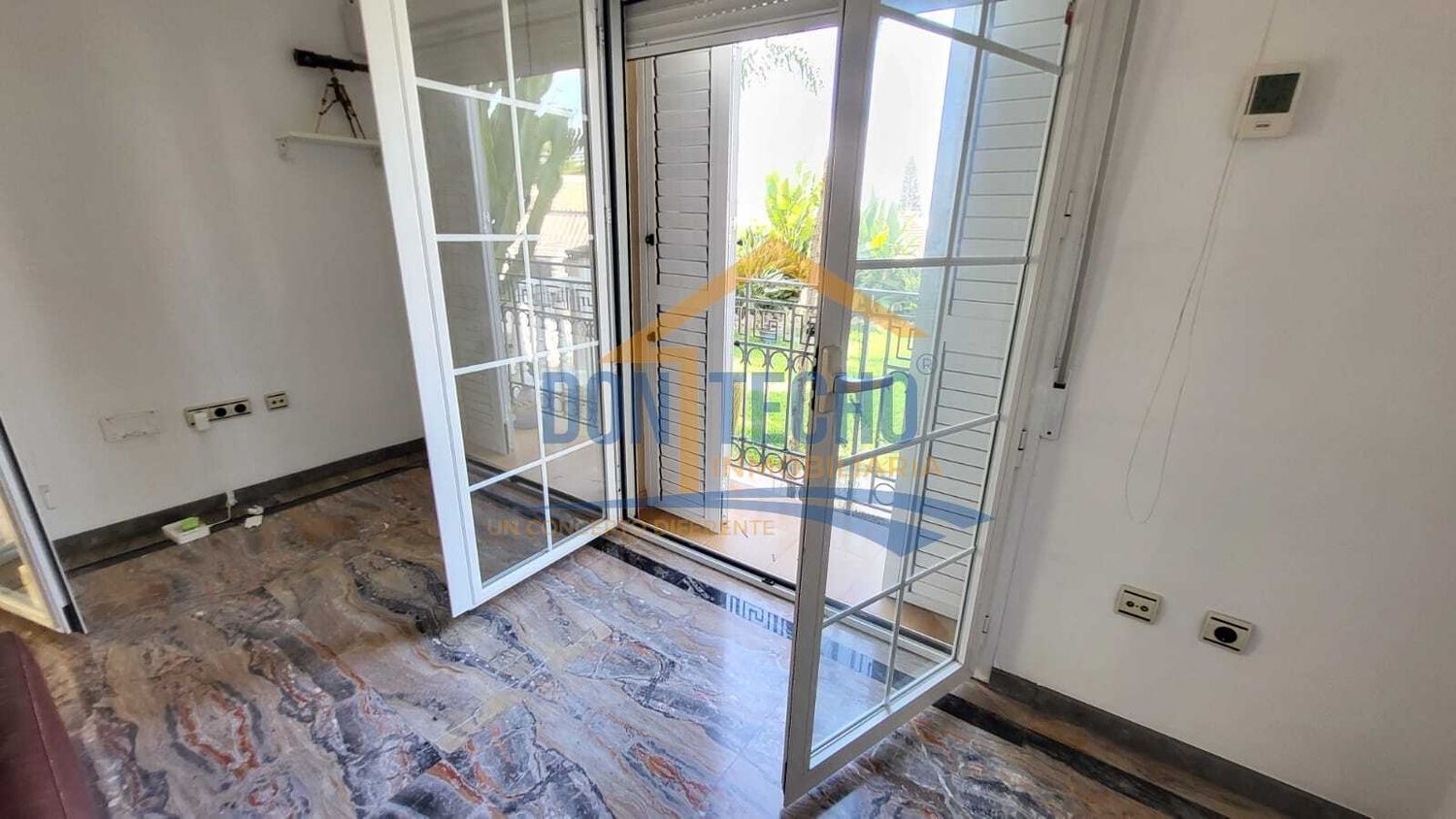 1377707440 REF. DM170925VE – Inmueble en Caleta de Velez