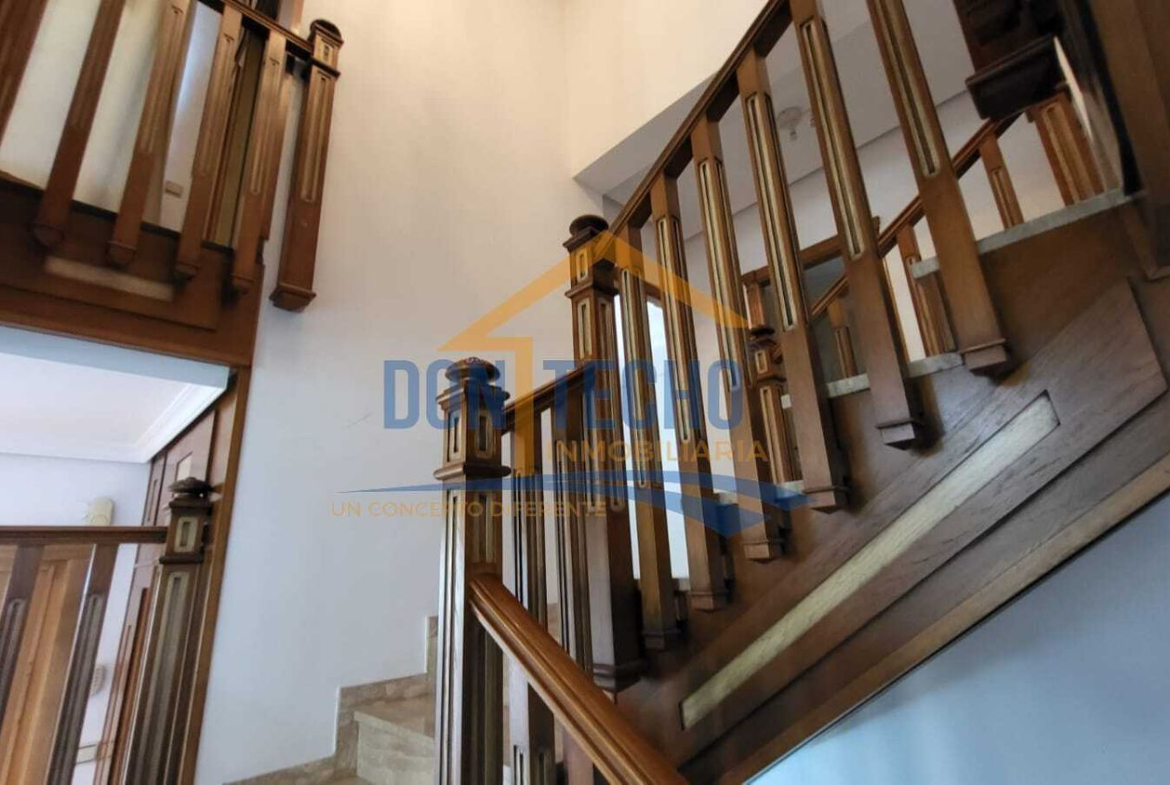 REF. DM170925VE – Inmueble en Caleta de Velez