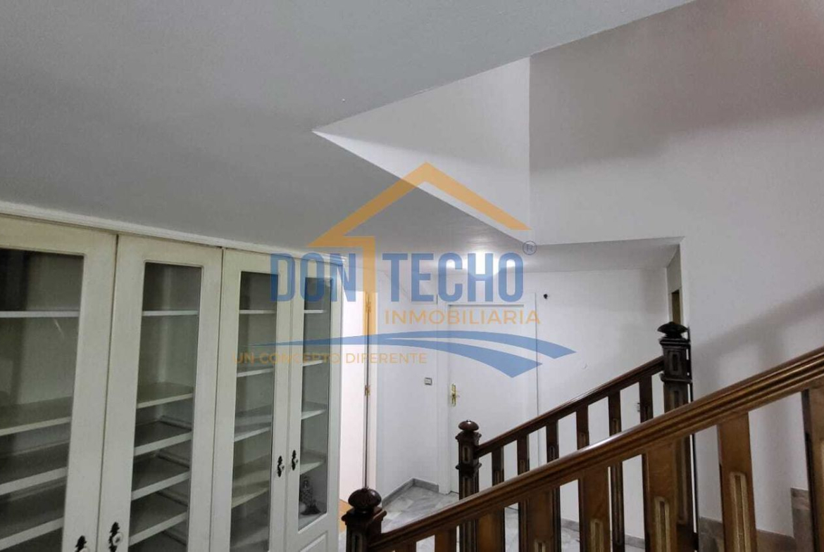 REF. DM170925VE – Inmueble en Caleta de Velez