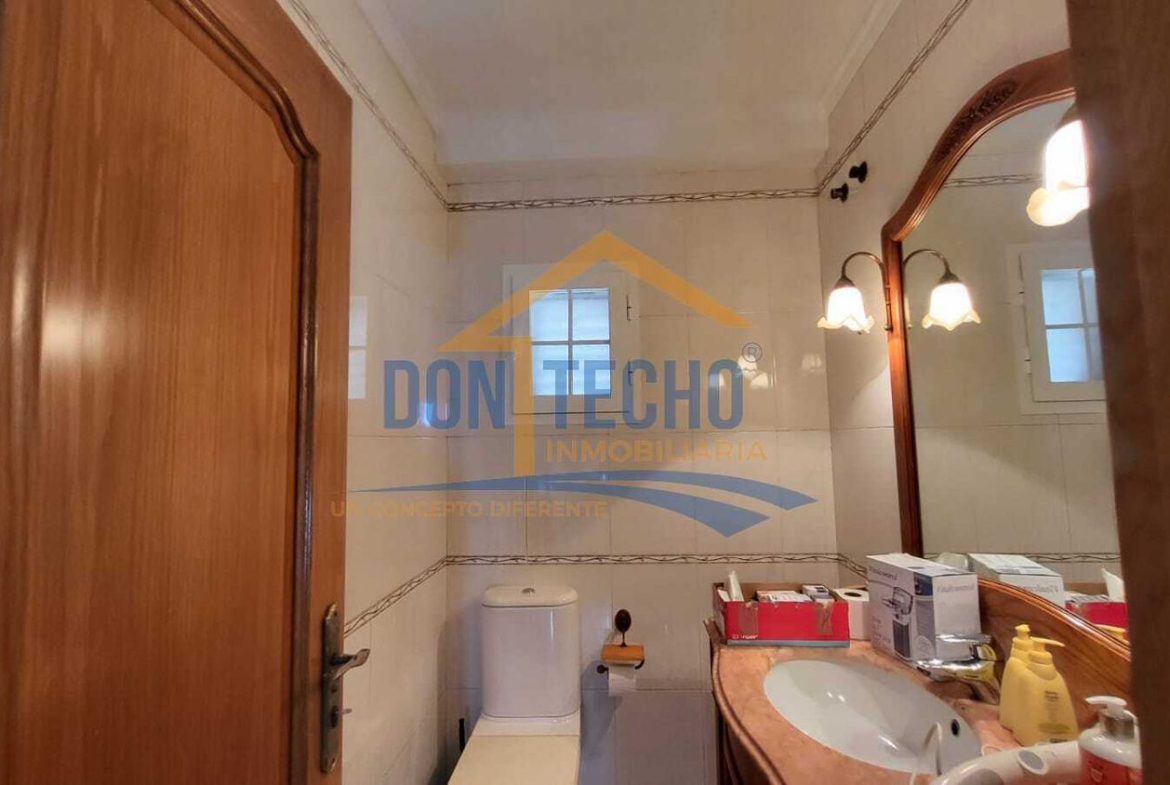 REF. DM170925VE – Inmueble en Caleta de Velez
