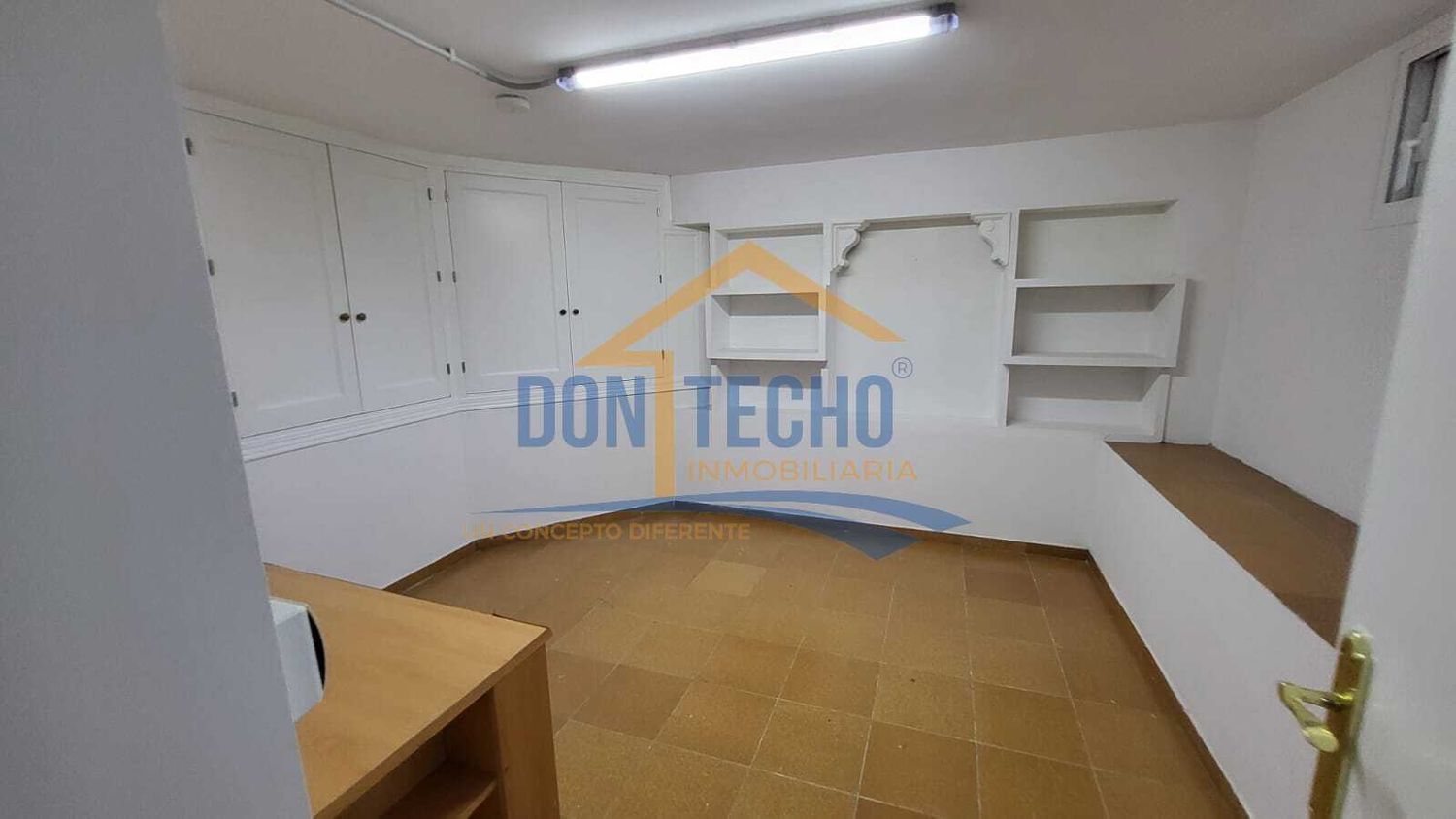 1377707459 REF. DM170925VE – Inmueble en Caleta de Velez