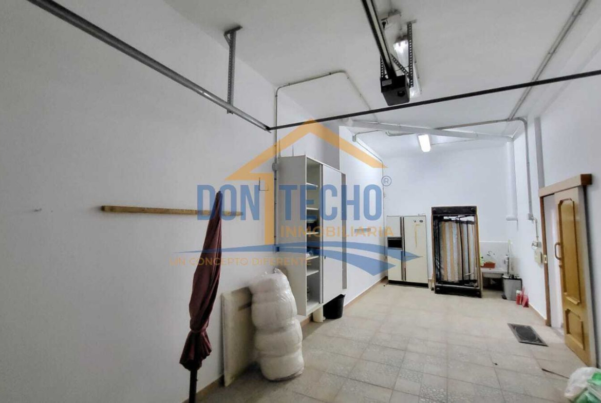 REF. DM170925VE – Inmueble en Caleta de Velez