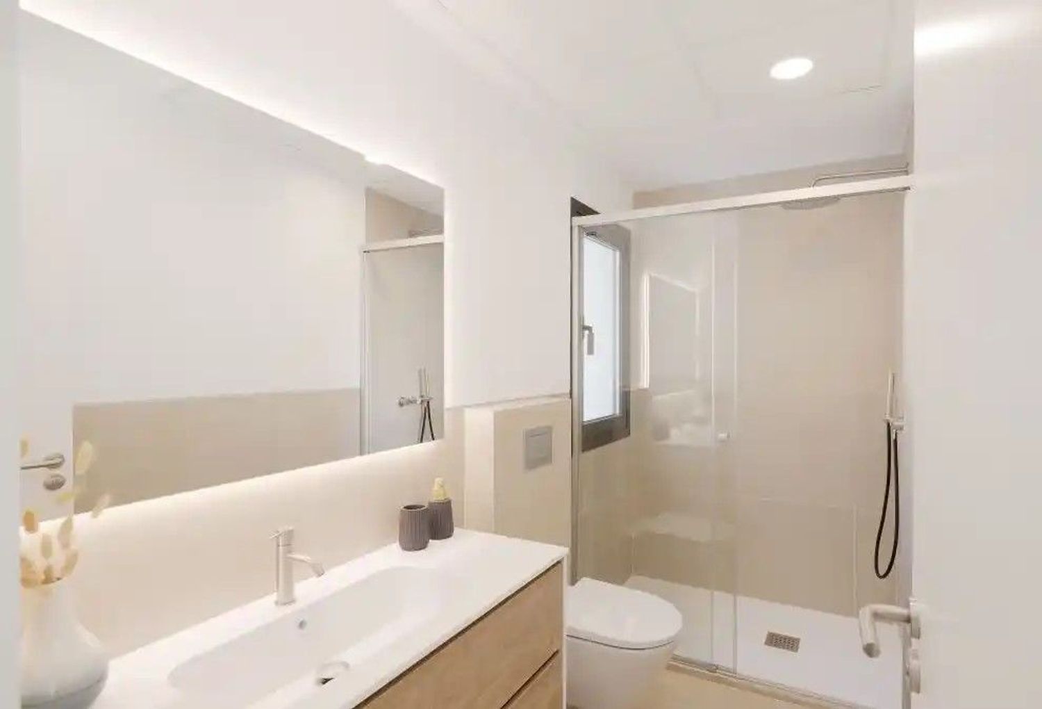1412469462 REF. LZ190226CA – Inmueble en Doña Julia Golf