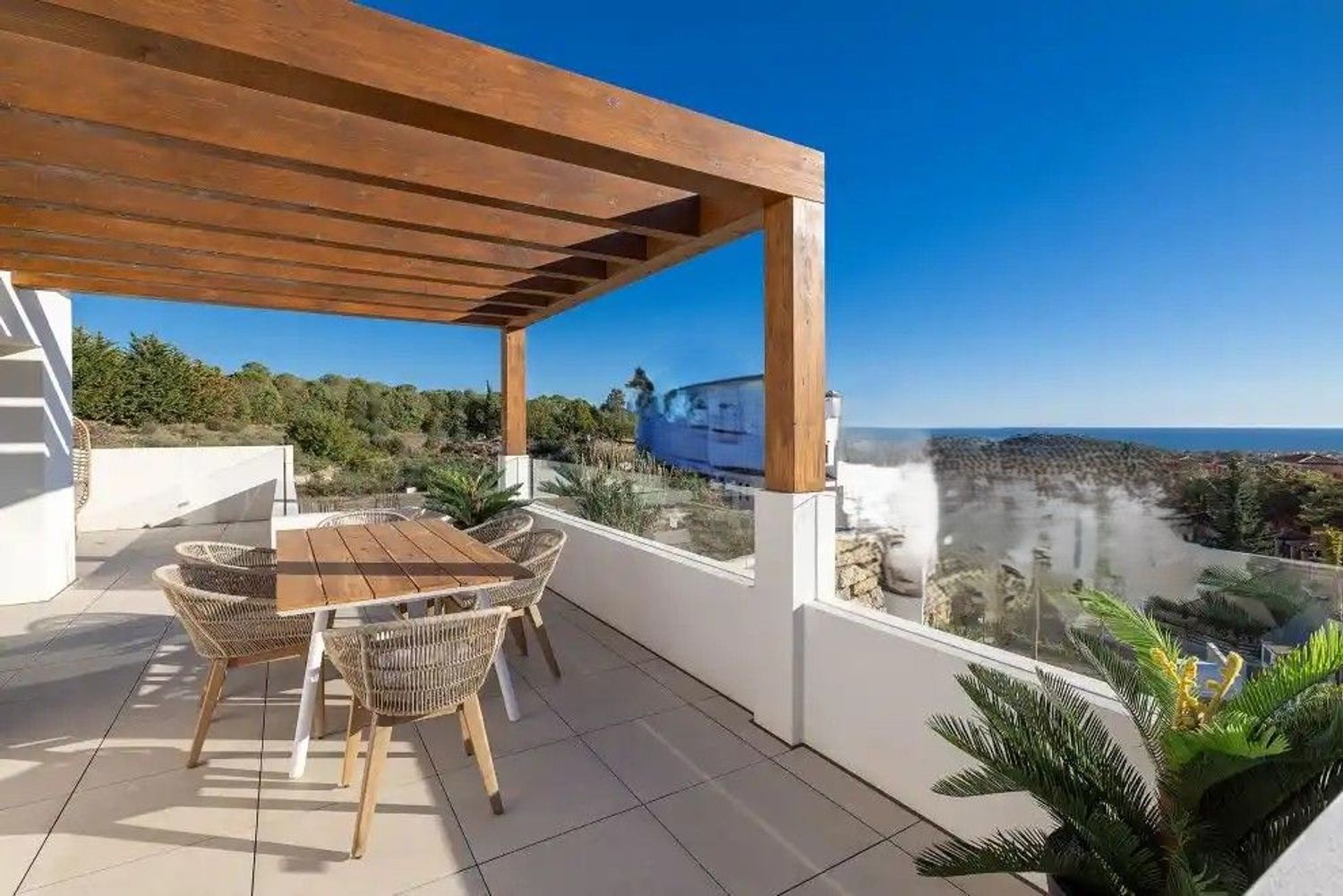 1412469469 REF. LZ190226CA – Inmueble en Doña Julia Golf