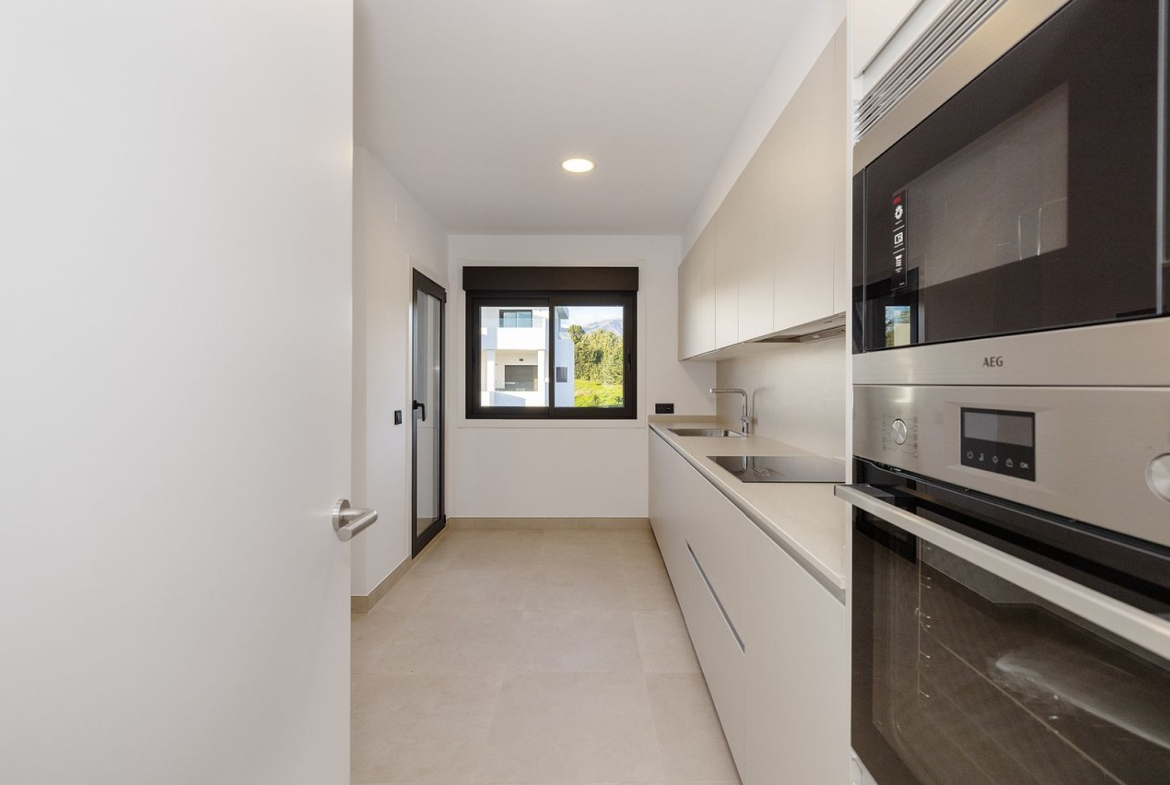 REF. LZ210226-2CA – Inmueble en Casares Golf – Casares del Sol