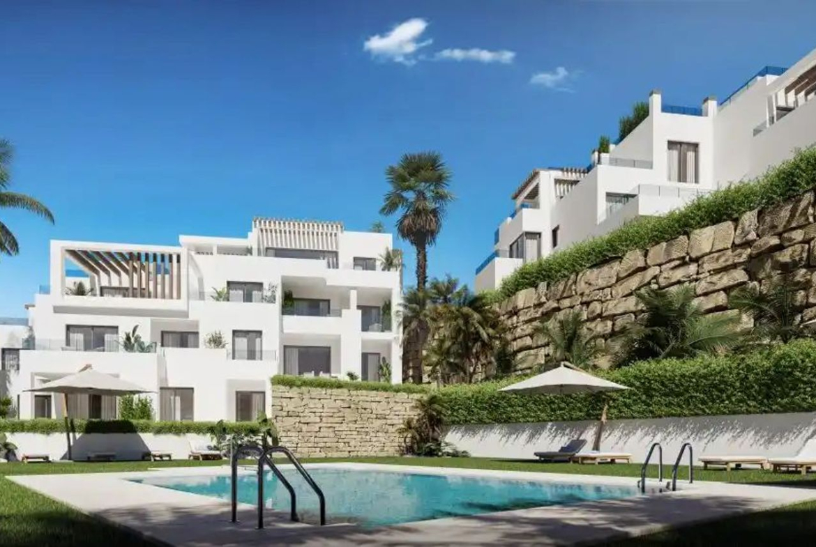 REF. LZ200226CA – Inmueble en Casares Golf – Casares del Sol