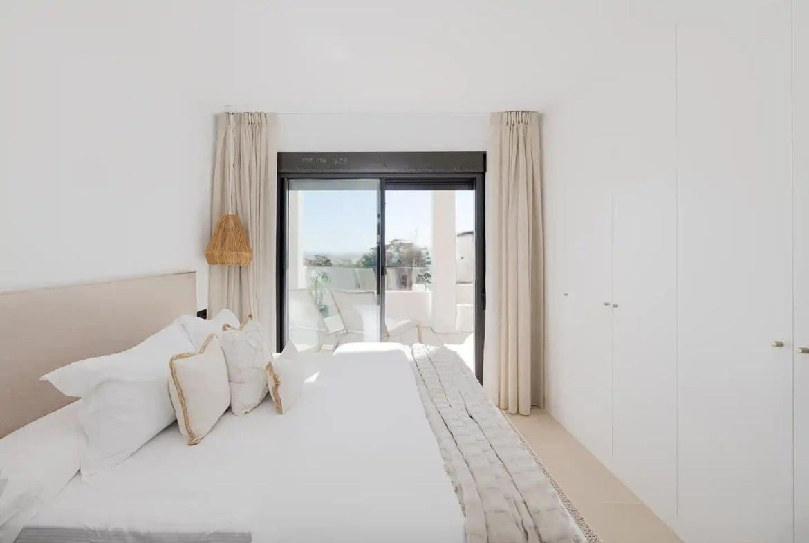REF. LZ200226CA – Inmueble en Casares Golf – Casares del Sol