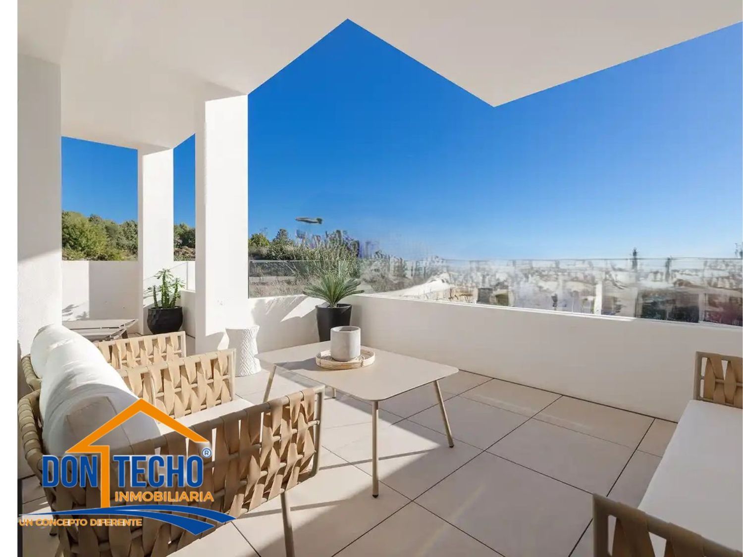 REF. LZ200226CA – Inmueble en Casares Golf – Casares del Sol
