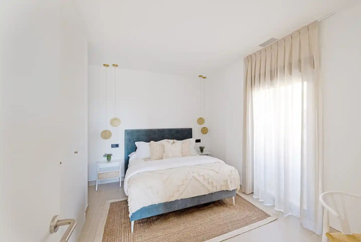 REF. LZ200226CA – Inmueble en Casares Golf – Casares del Sol