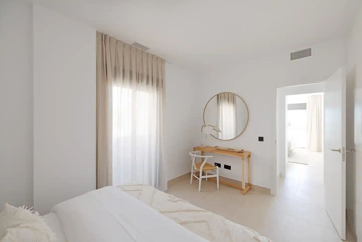 REF. LZ200226CA – Inmueble en Casares Golf – Casares del Sol
