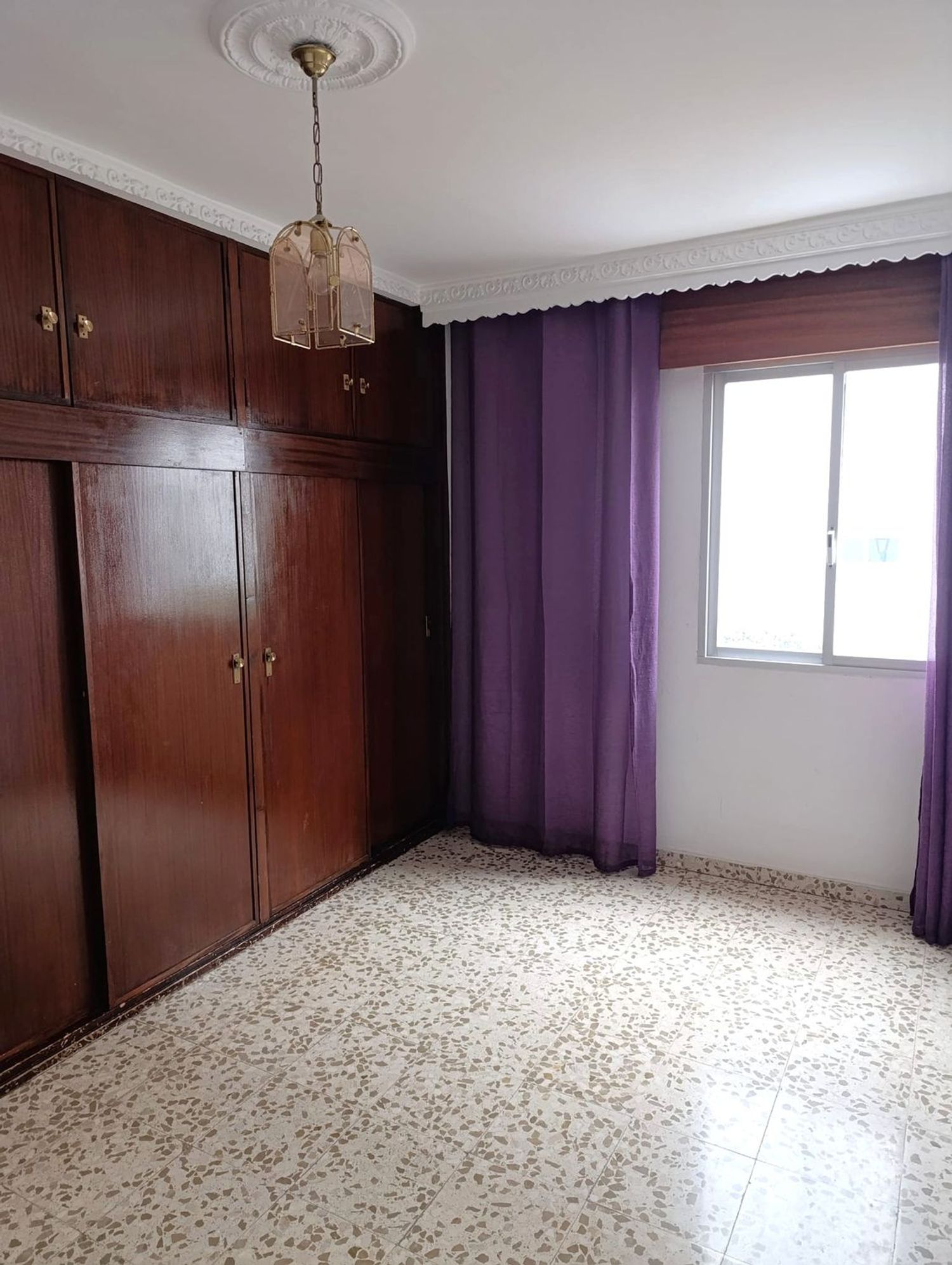 REF. LZ260226ES – Inmueble en Centro