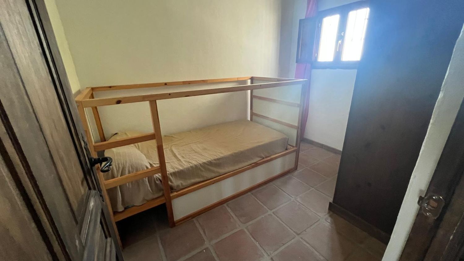 REF. JS270226VM – Inmueble en Área Triana