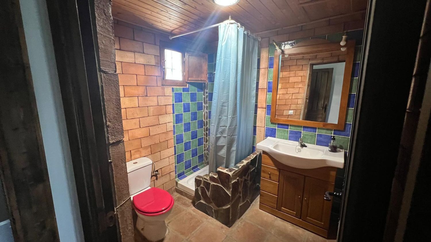 REF. JS270226VM – Inmueble en Área Triana