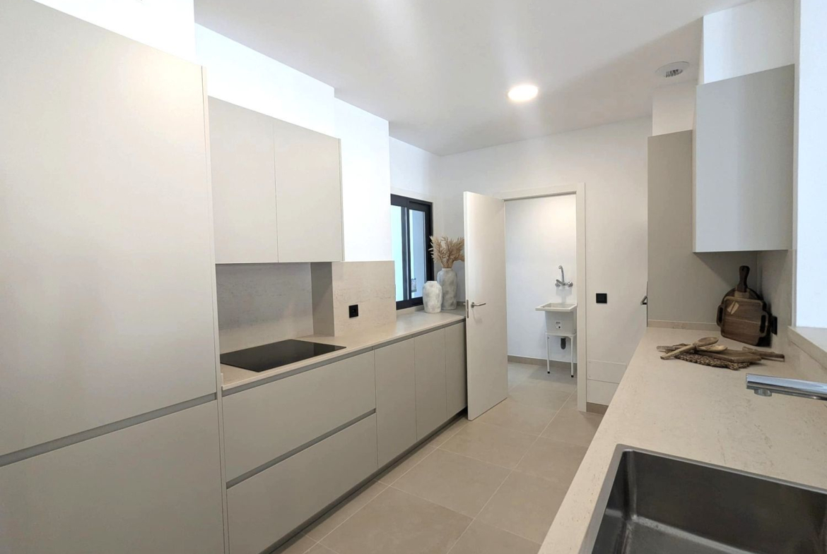 REF. LZ240226CA – Inmueble en Casares