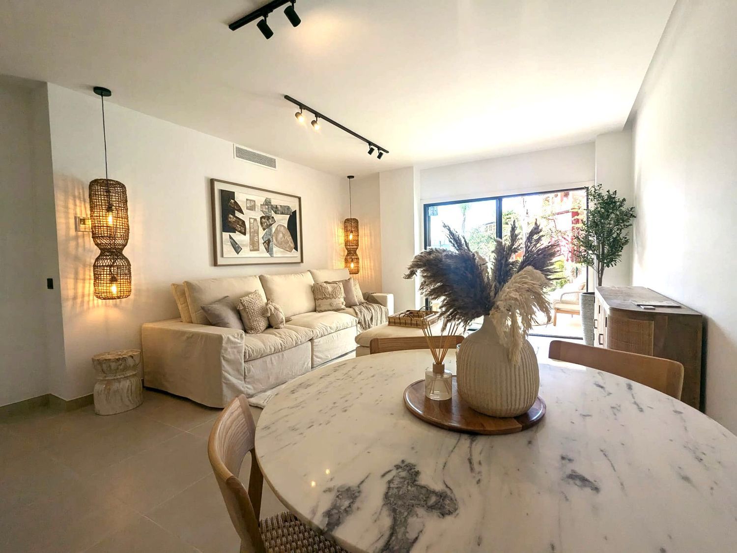 1416665346 REF. LZ240226CA – Inmueble en Casares