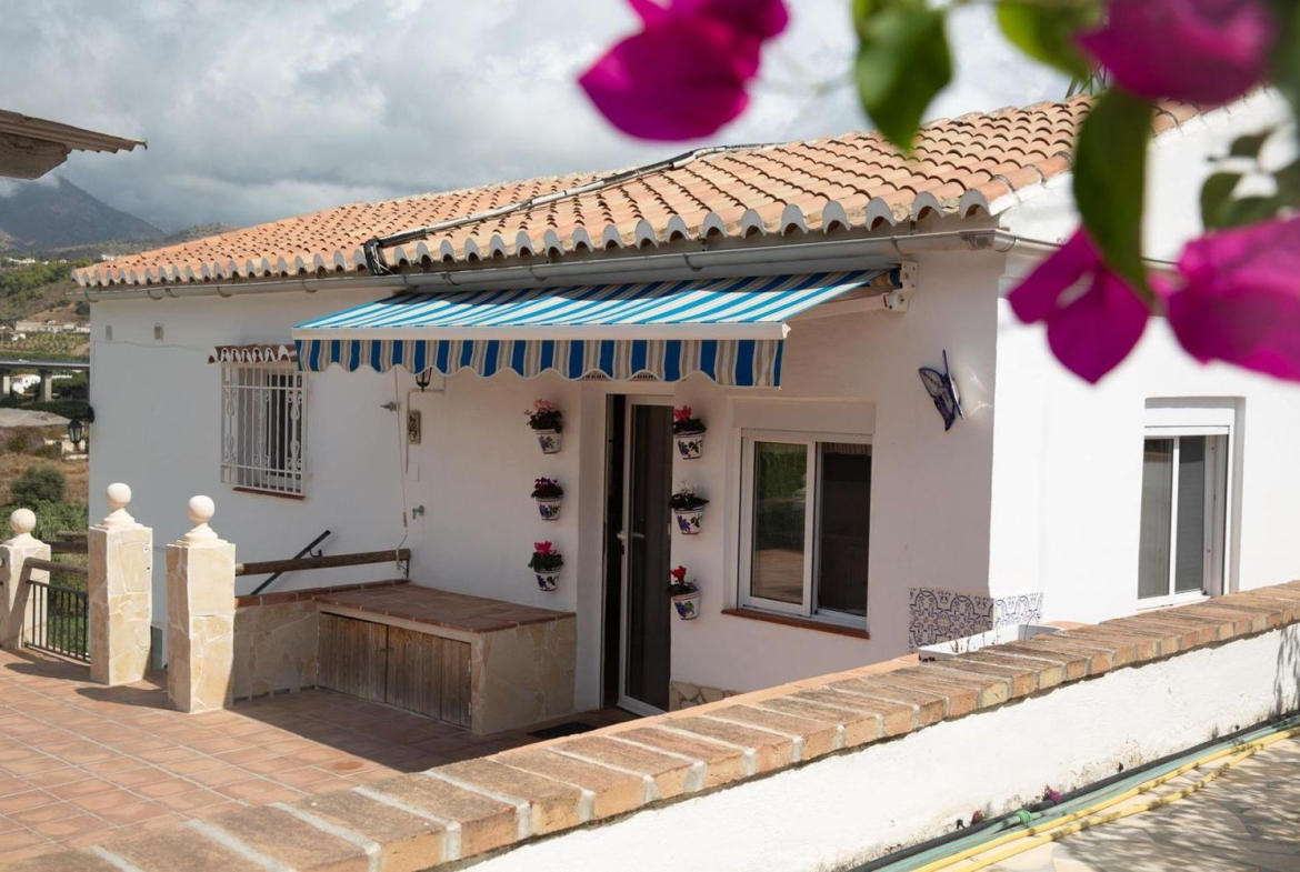REF. DD060326NE – Inmueble en Chaparil – Torrecilla – Punta Lara