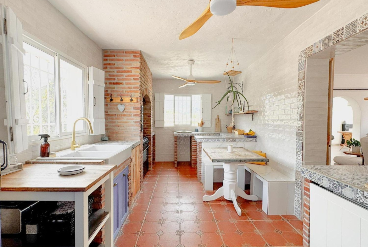 REF. DD060326NE – Inmueble en Chaparil – Torrecilla – Punta Lara
