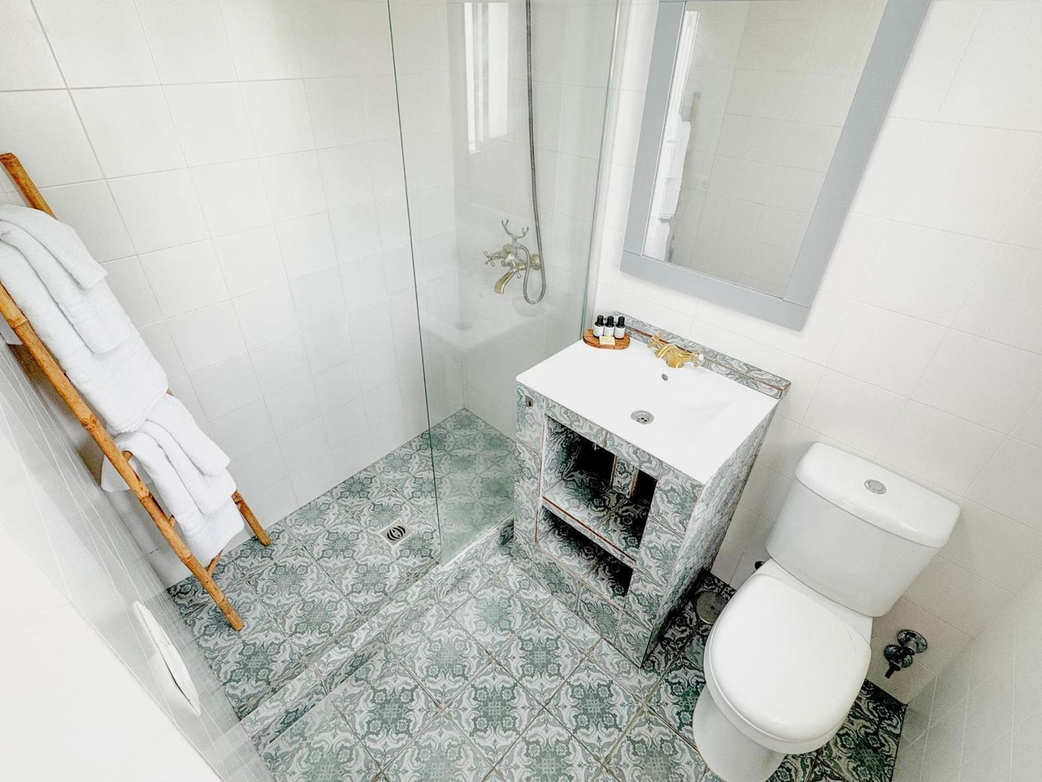 REF. DD060326NE – Inmueble en Chaparil – Torrecilla – Punta Lara