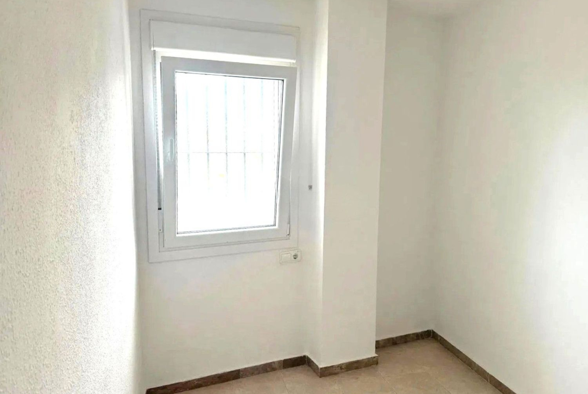 REF. JS110326ADLT – Inmueble en Centro