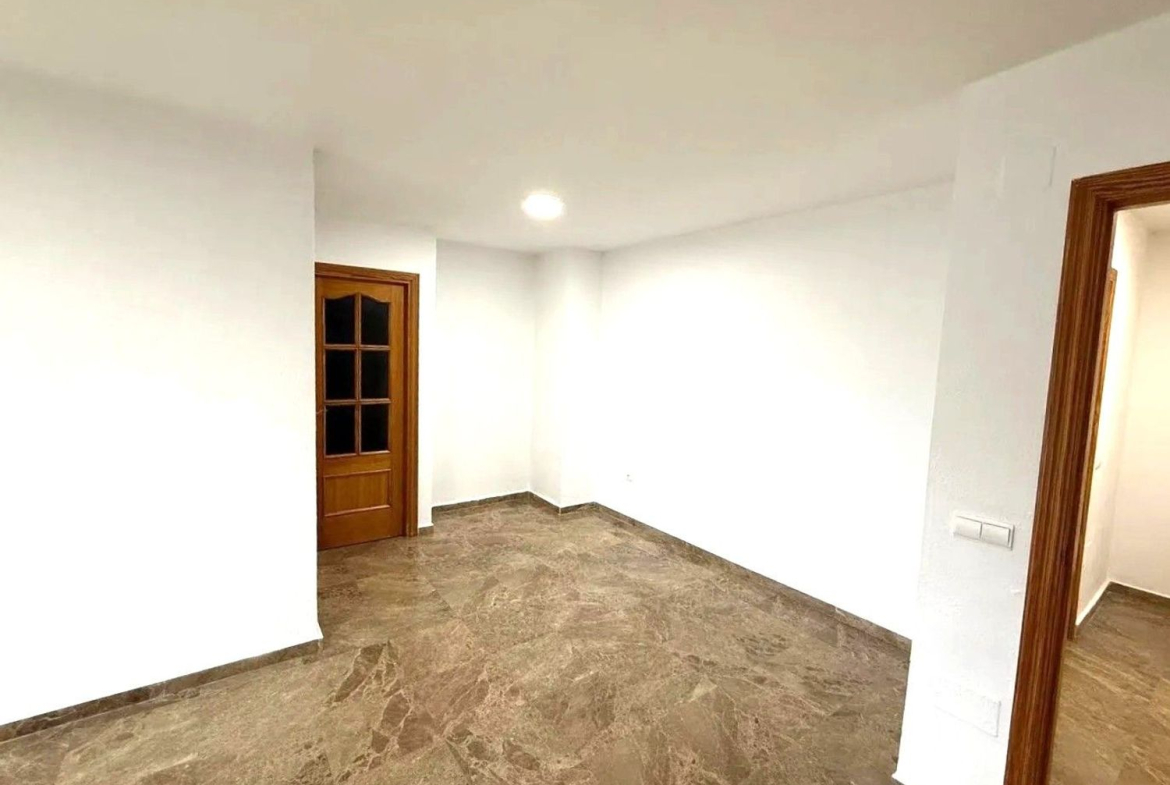 REF. JS110326ADLT – Inmueble en Centro