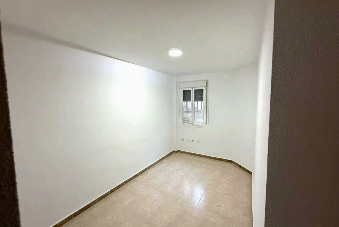 REF. JS110326ADLT – Inmueble en Centro