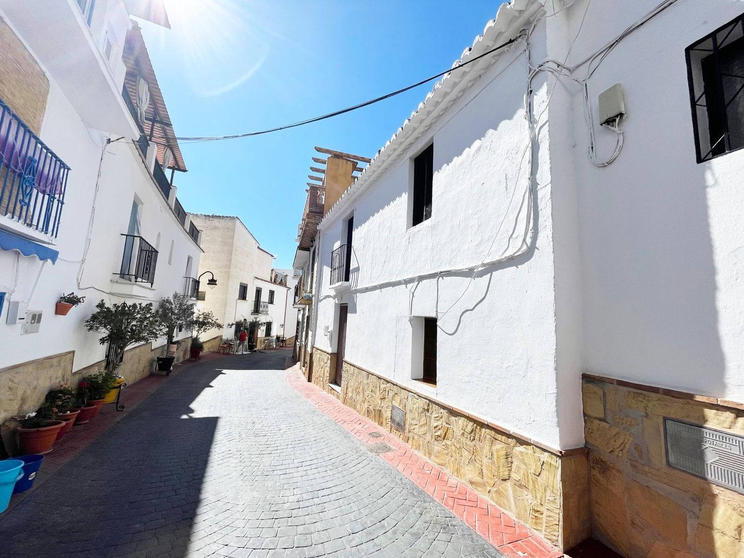 REF. DD170326LV – Inmueble en Viñuela