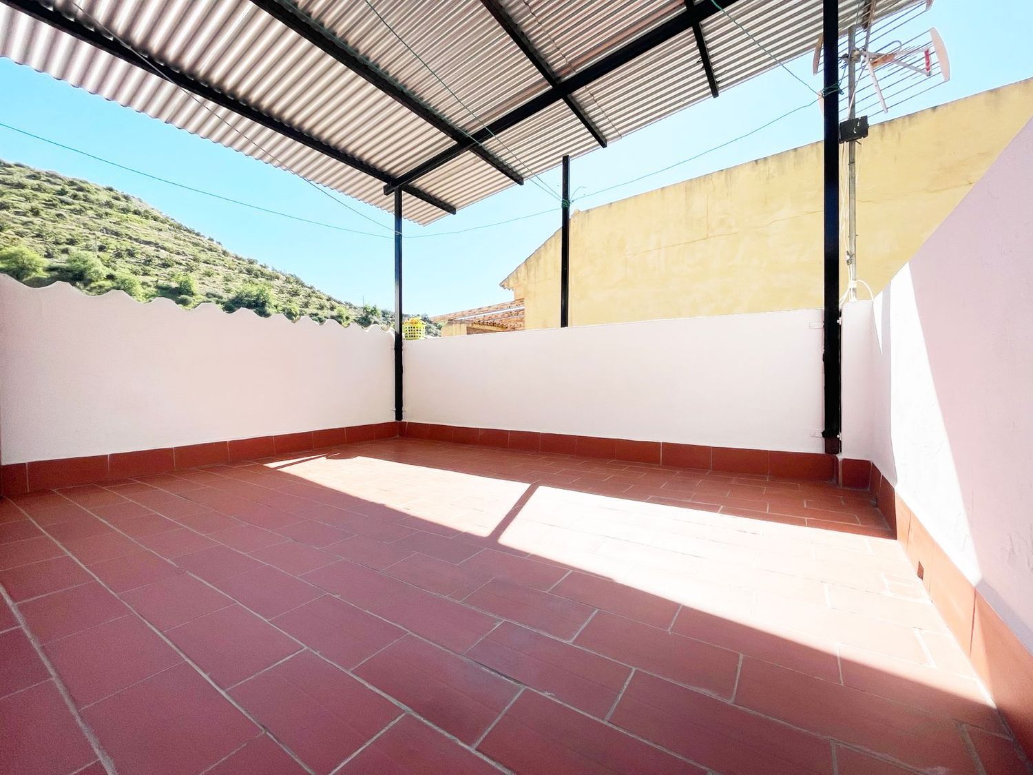 REF. DD170326LV – Inmueble en Viñuela