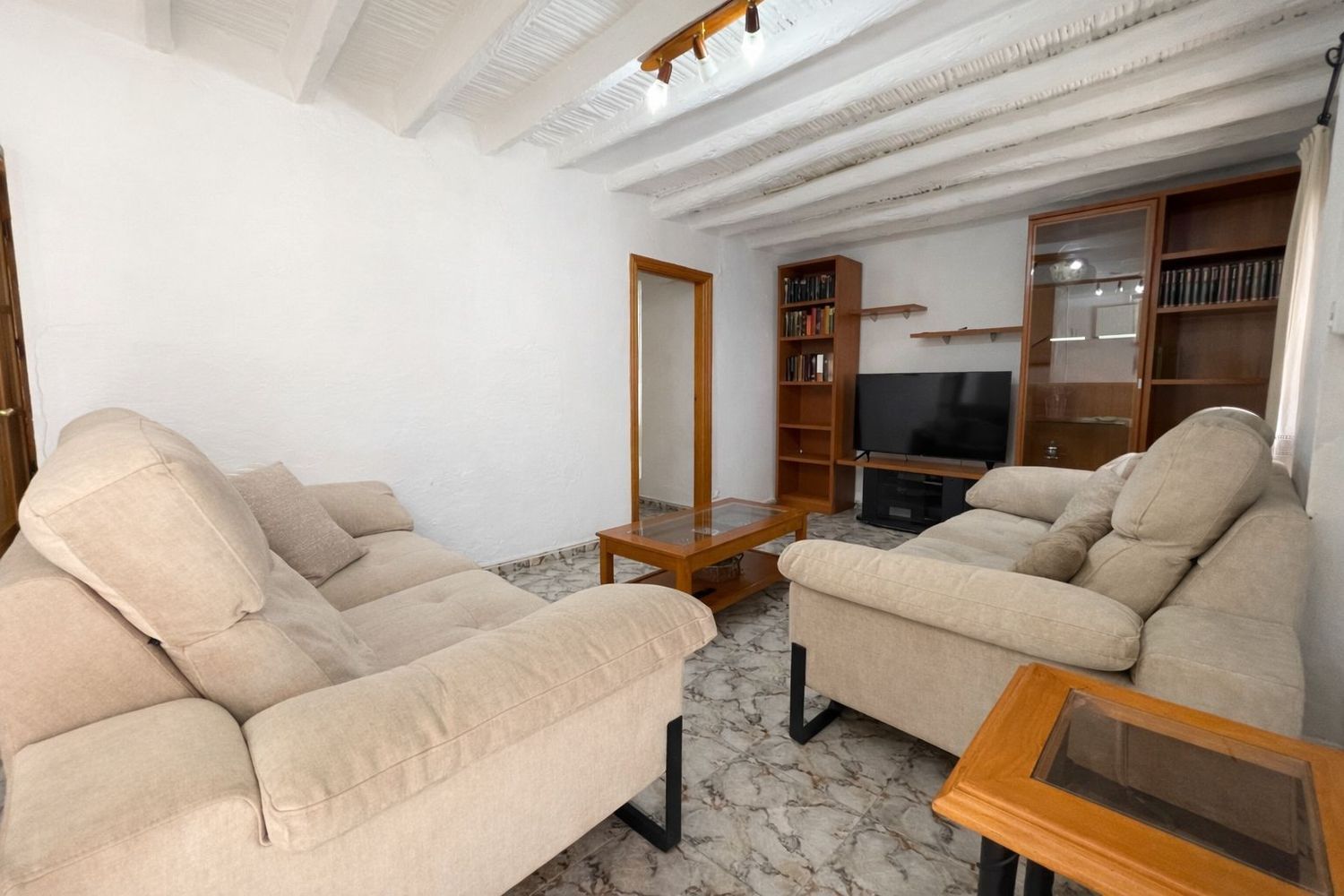 REF. DD170326LV – Inmueble en Viñuela