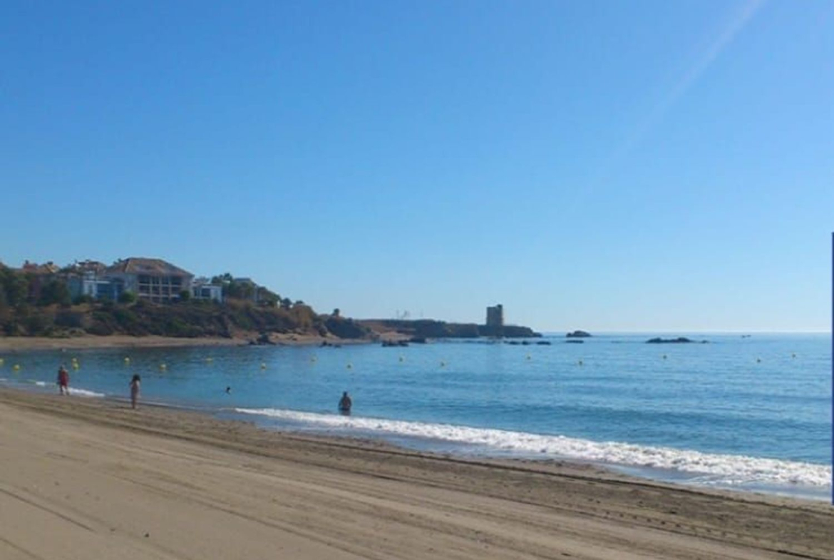 REF. LZ190326CA – Inmueble en Casares