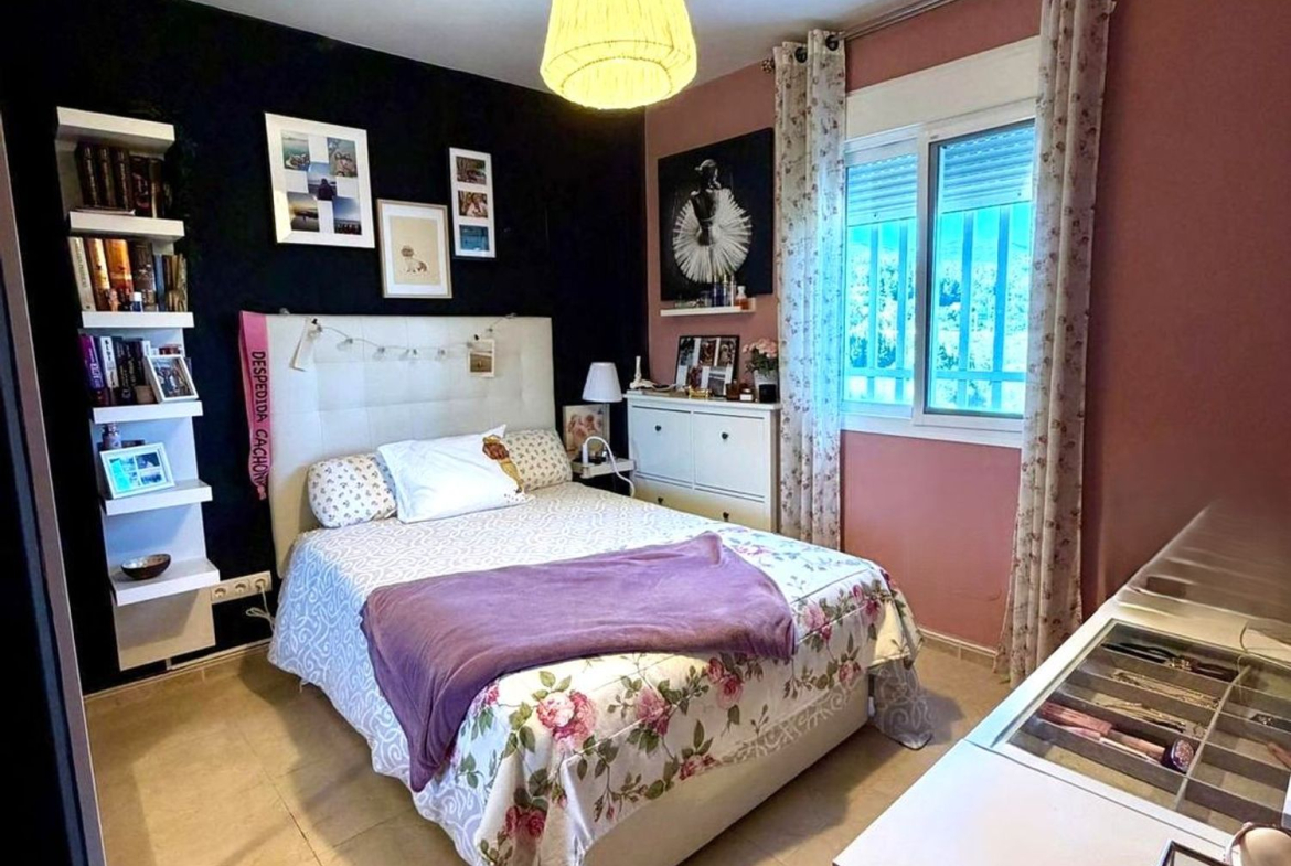 REF. LZ230326ES – Inmueble en Sierra de Estepona-Avda de Andalucia