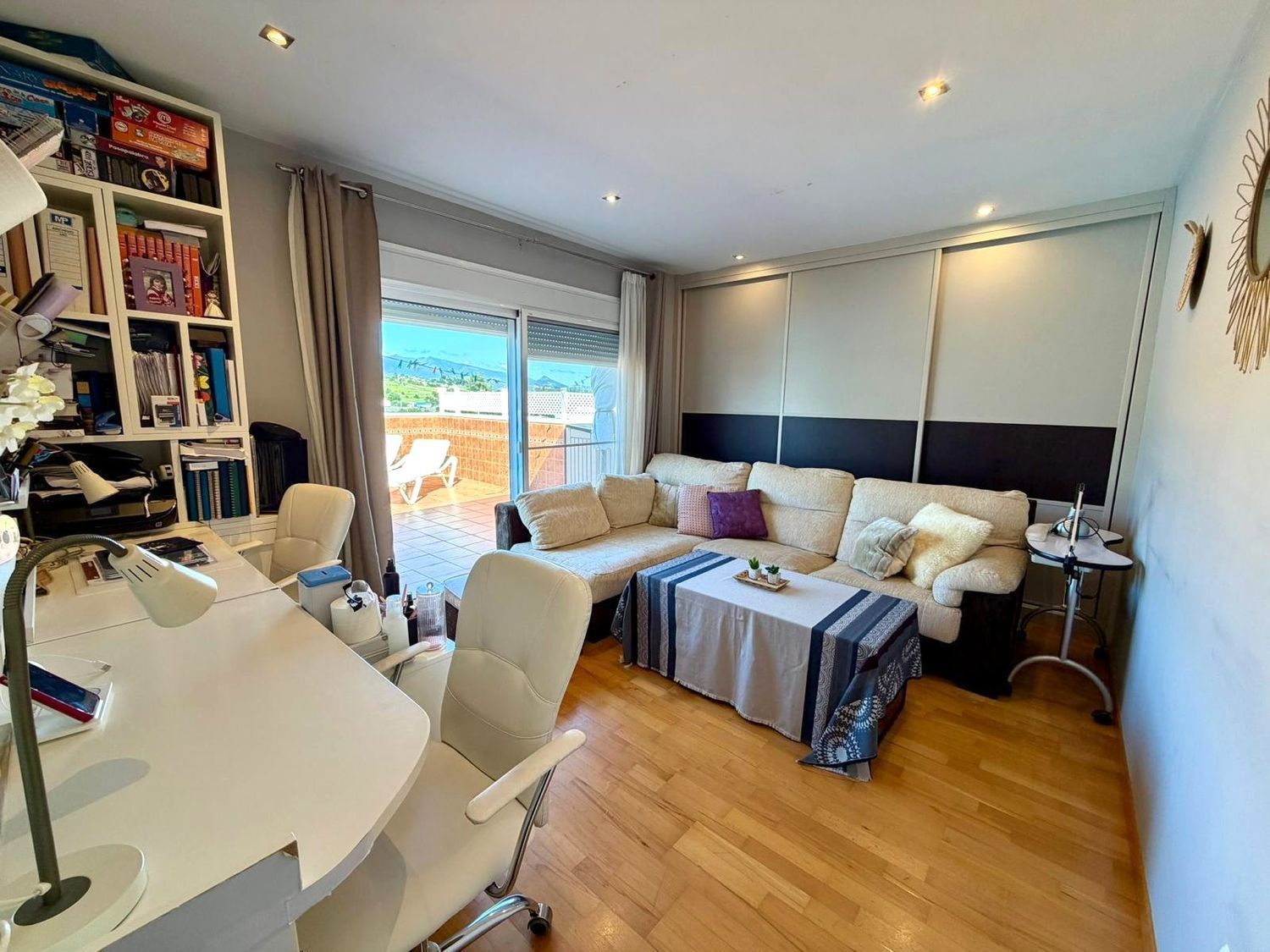 REF. LZ230326ES – Inmueble en Sierra de Estepona-Avda de Andalucia