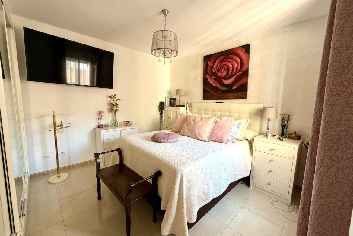 REF. LZ230326ES – Inmueble en Sierra de Estepona-Avda de Andalucia