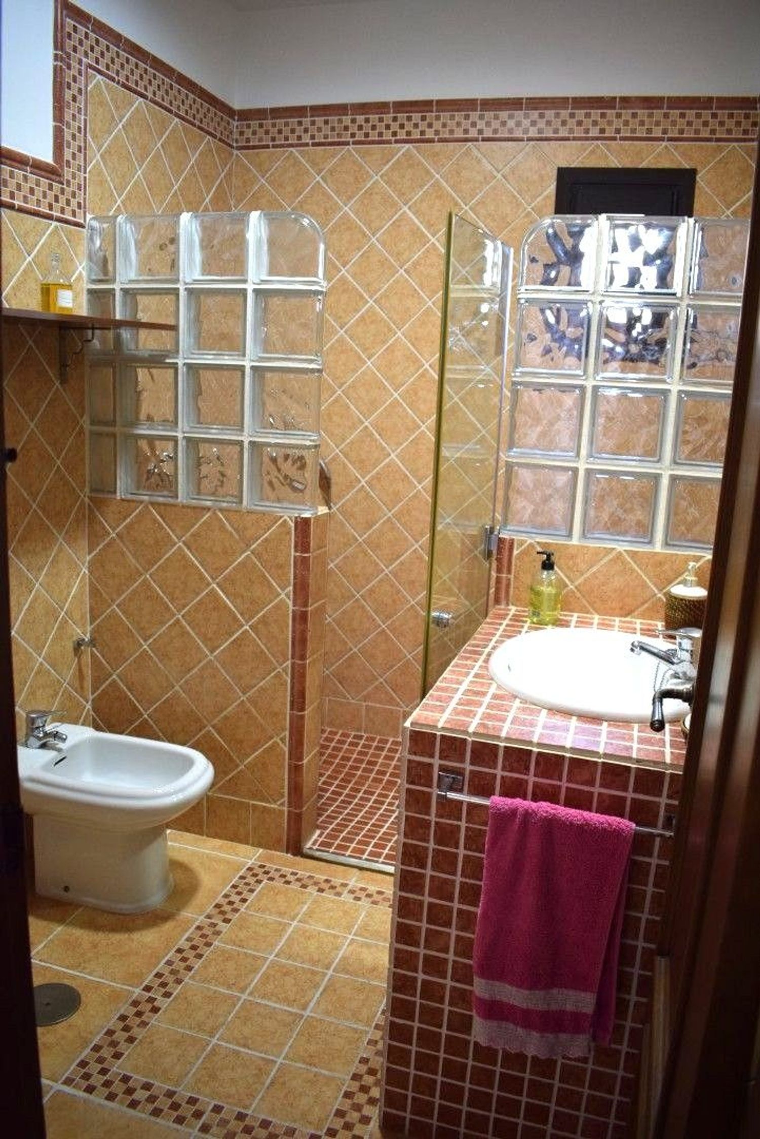 REF. LZ2503226MAN – Inmueble en Puerto de la Duquesa