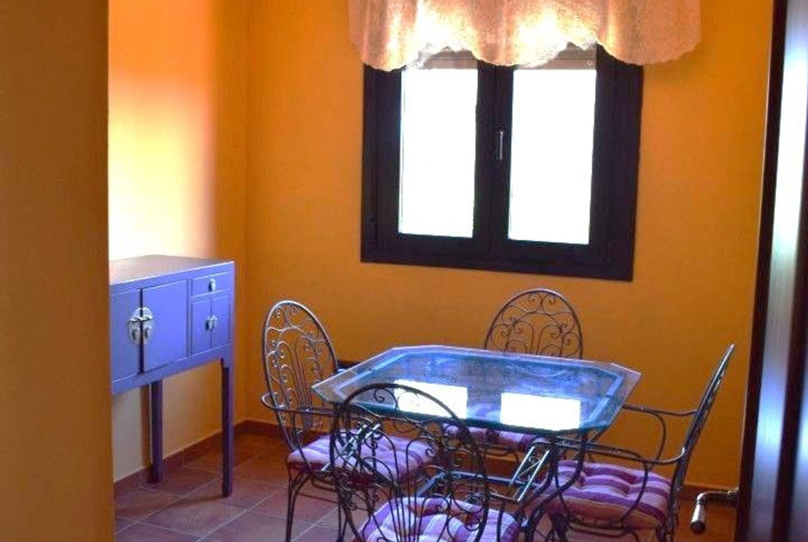REF. LZ2503226MAN – Inmueble en Puerto de la Duquesa