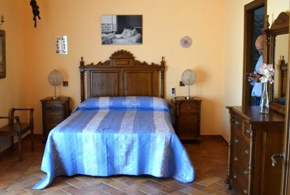 REF. LZ2503226MAN – Inmueble en Puerto de la Duquesa