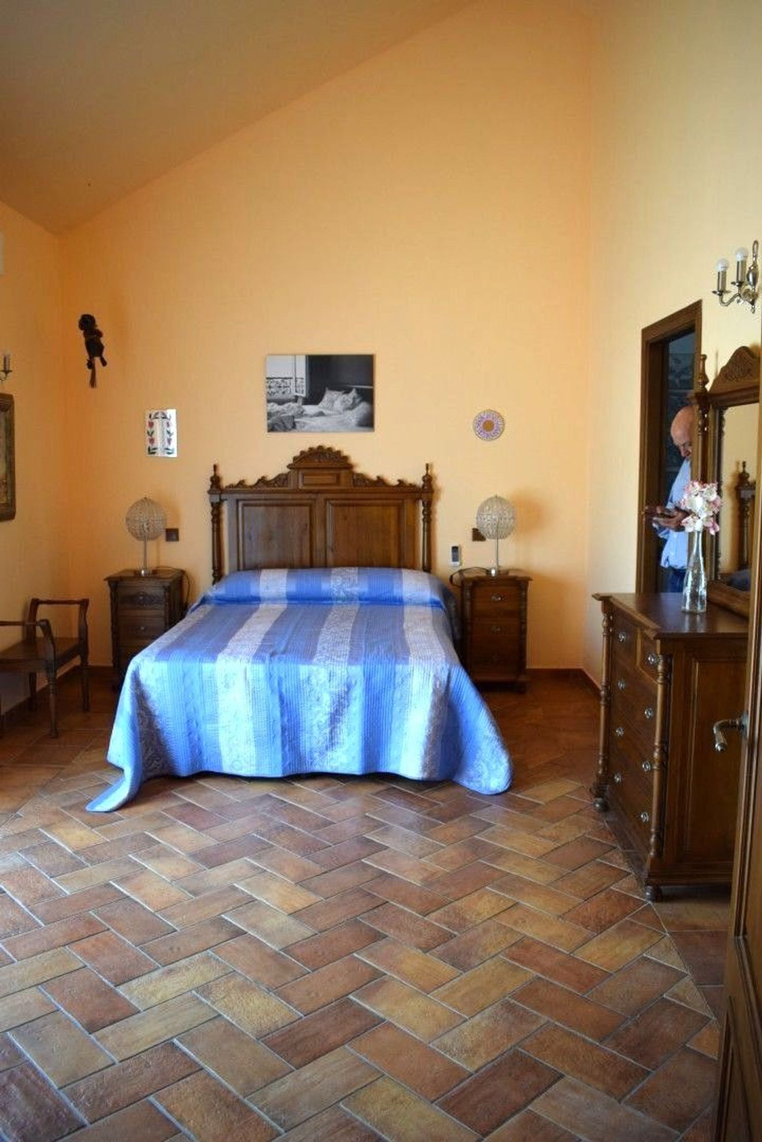 REF. LZ2503226MAN – Inmueble en Puerto de la Duquesa