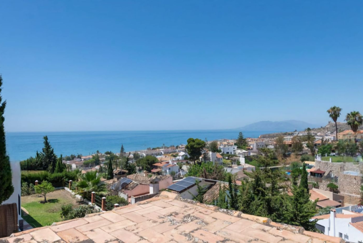 REF. SP270326RV – Inmueble en La Cala del Moral