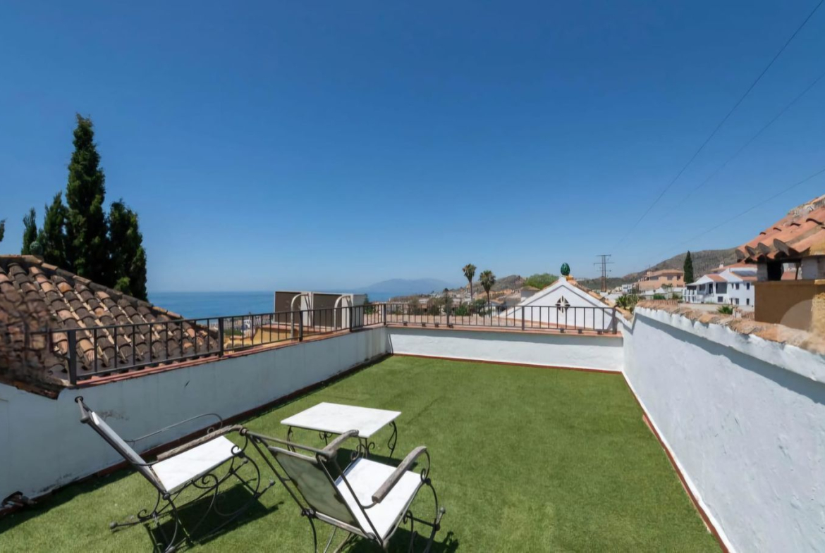 REF. SP270326RV – Inmueble en La Cala del Moral