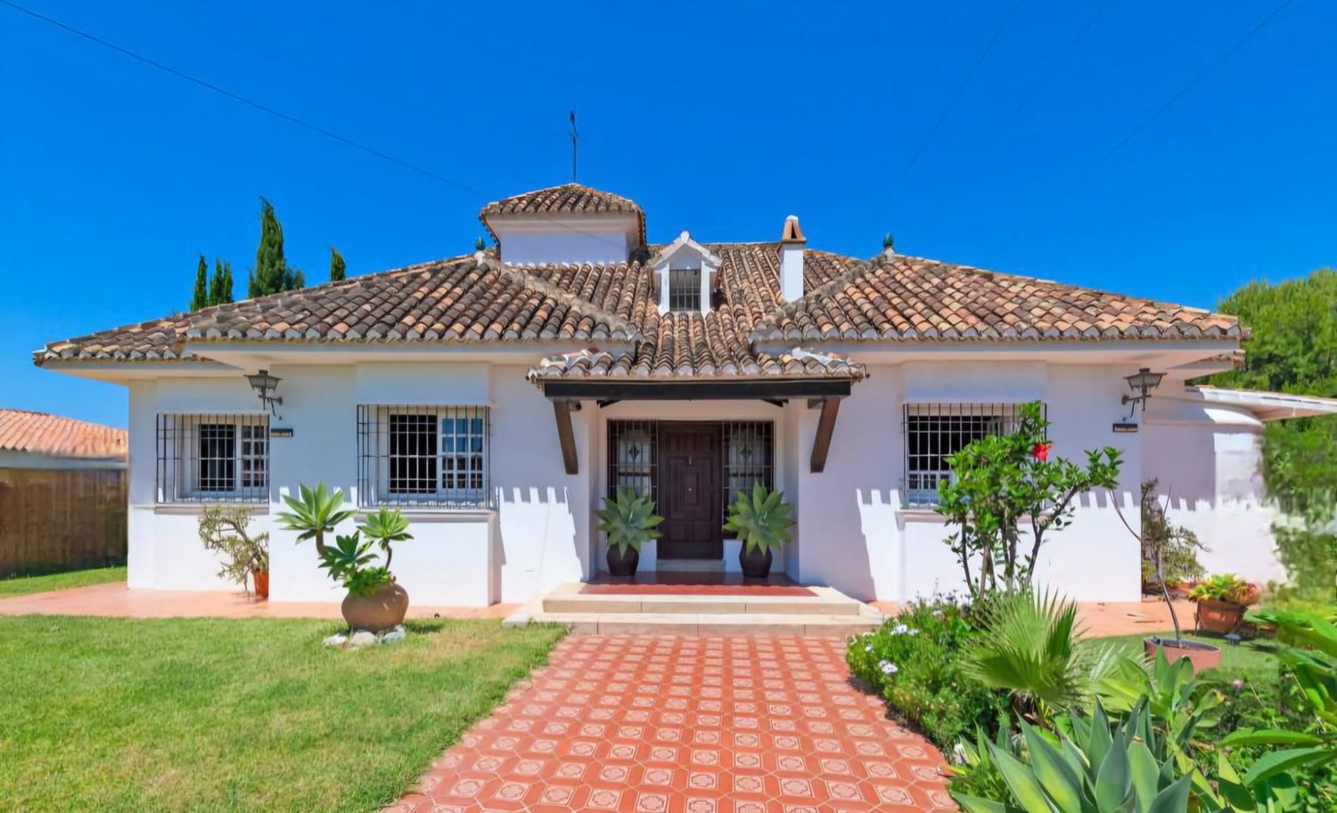 REF. SP270326RV – Inmueble en La Cala del Moral