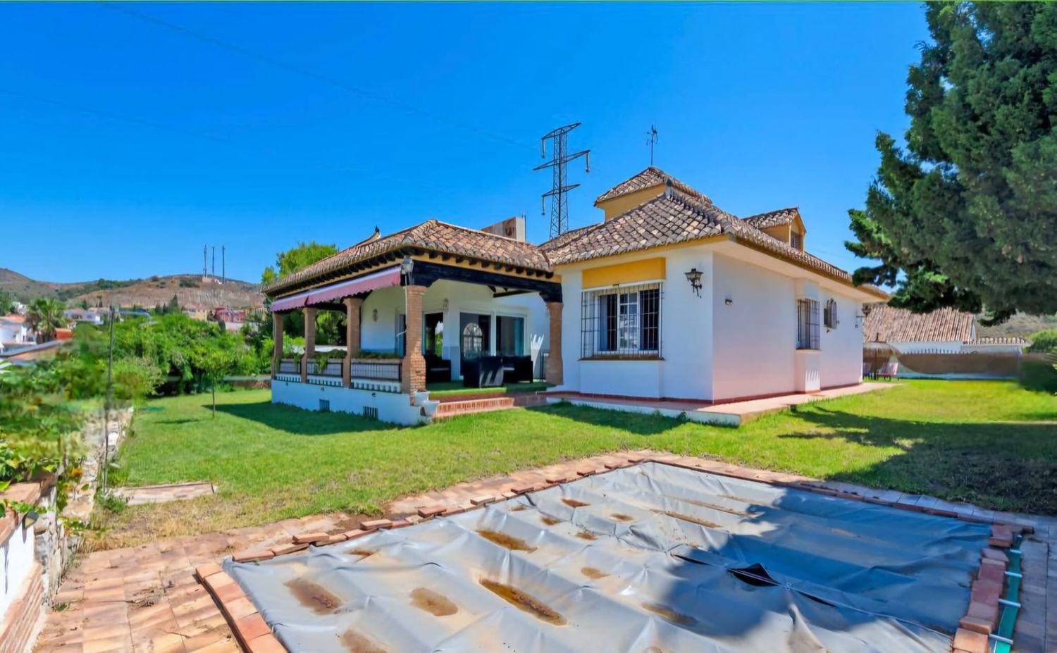REF. SP270326RV – Inmueble en La Cala del Moral