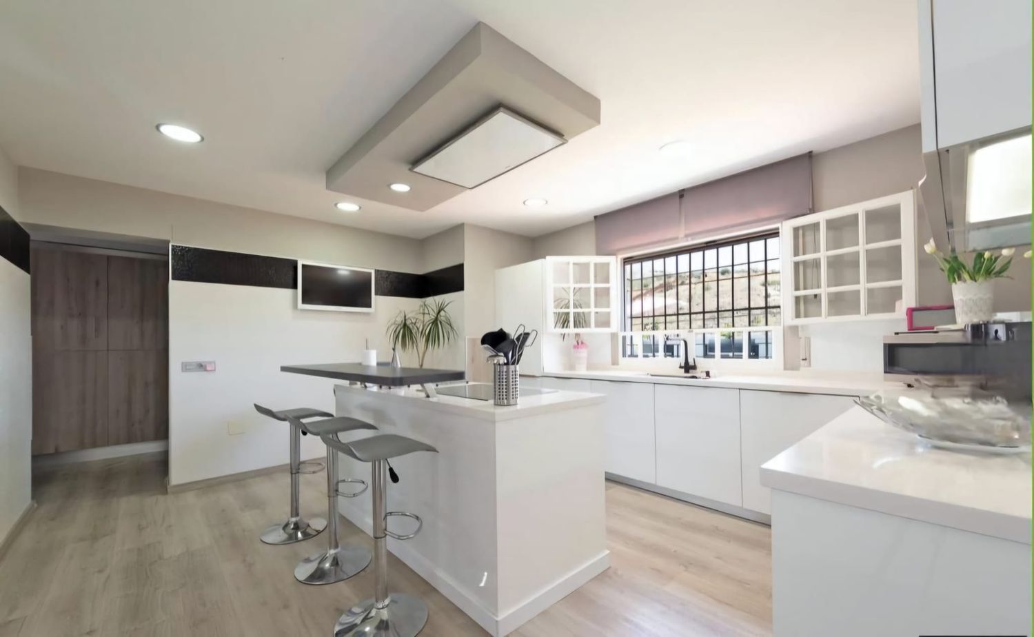REF. SP270326RV – Inmueble en La Cala del Moral