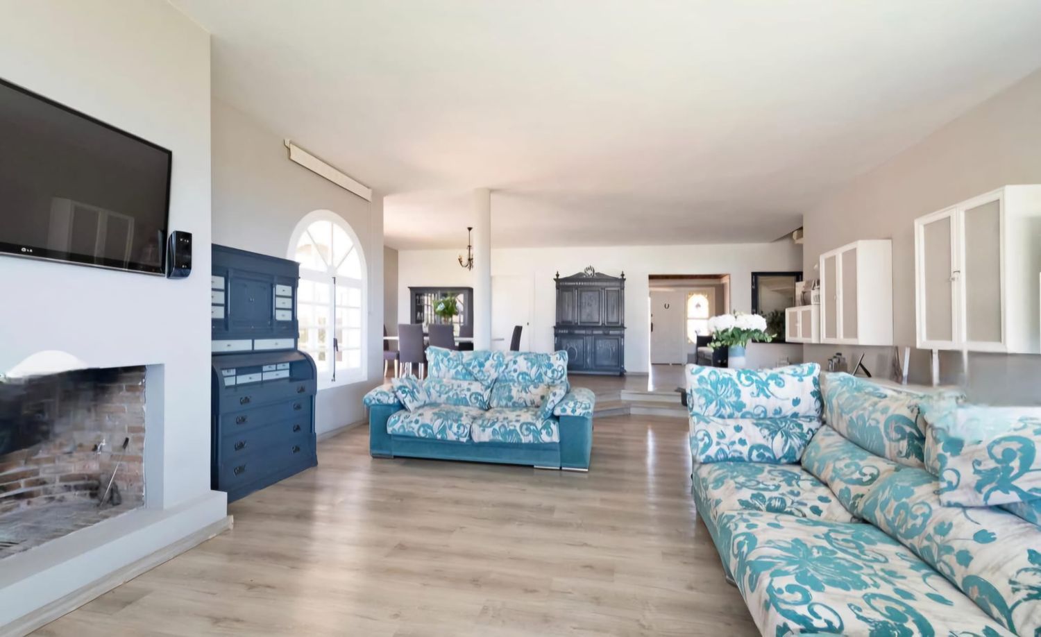 REF. SP270326RV – Inmueble en La Cala del Moral