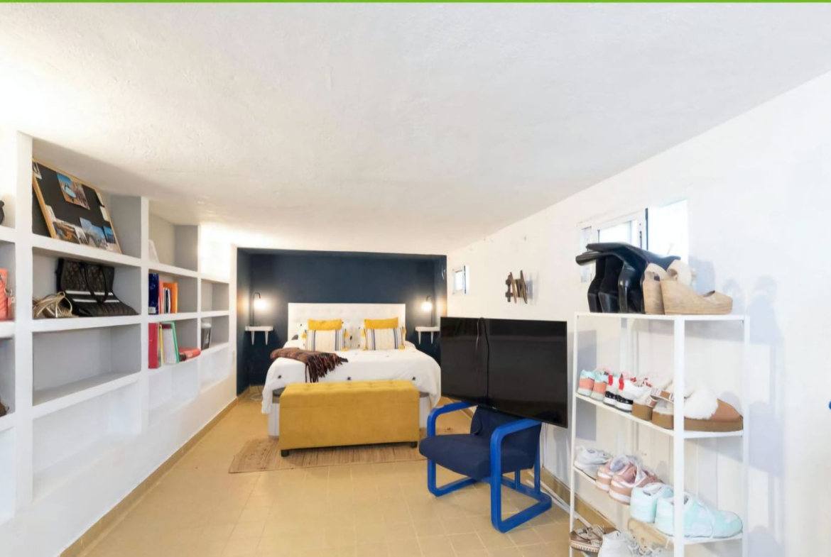 REF. SP270326RV – Inmueble en La Cala del Moral