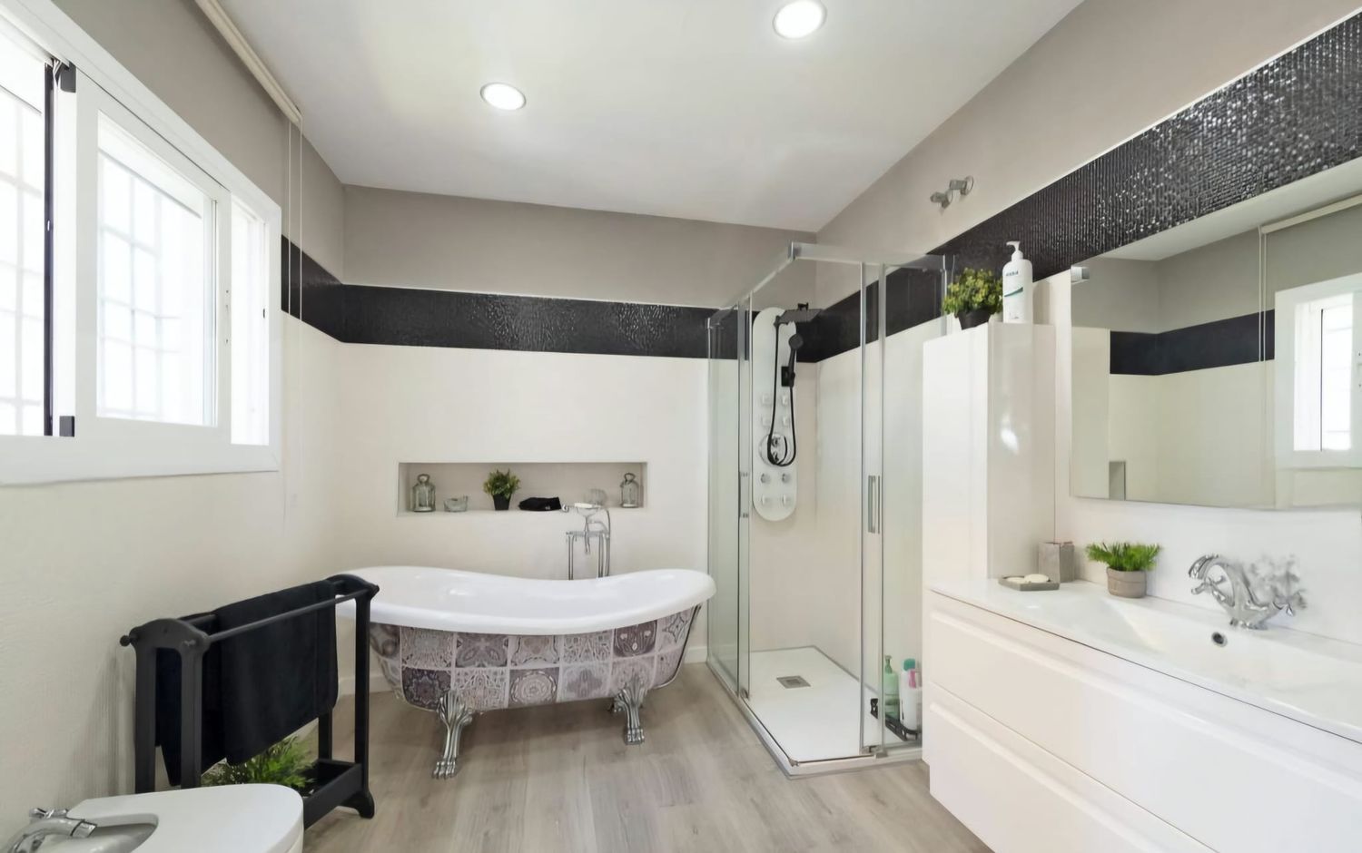 REF. SP270326RV – Inmueble en La Cala del Moral