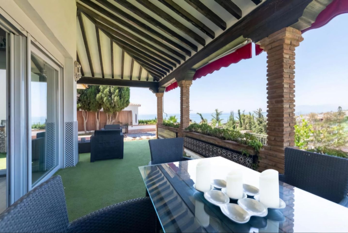 REF. SP270326RV – Inmueble en La Cala del Moral