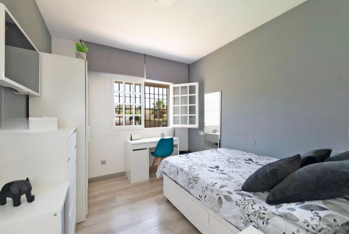 REF. SP270326RV – Inmueble en La Cala del Moral