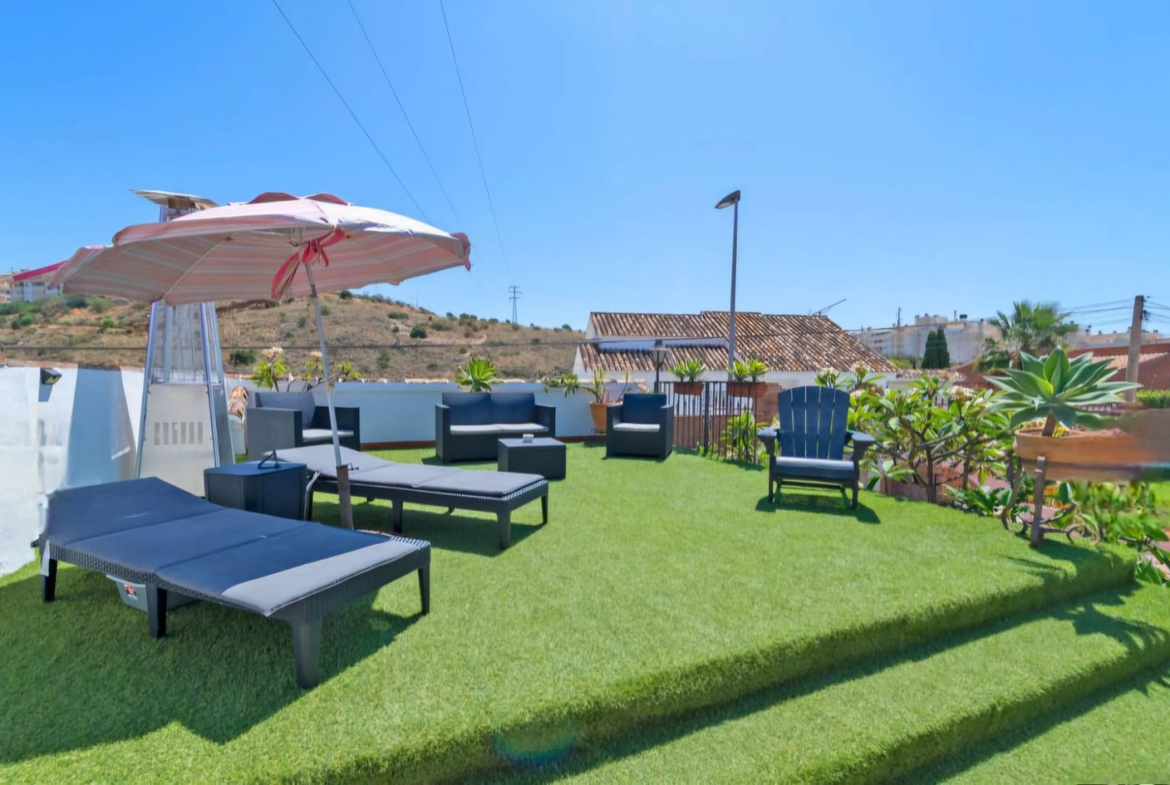 REF. SP270326RV – Inmueble en La Cala del Moral